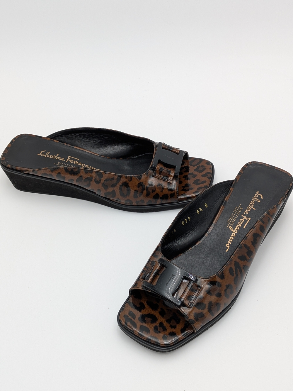Salvatore Ferragamo Leopard Print Wedge Mules Slides Sandals Size 6.5 B Italy - Picture 7 of 9